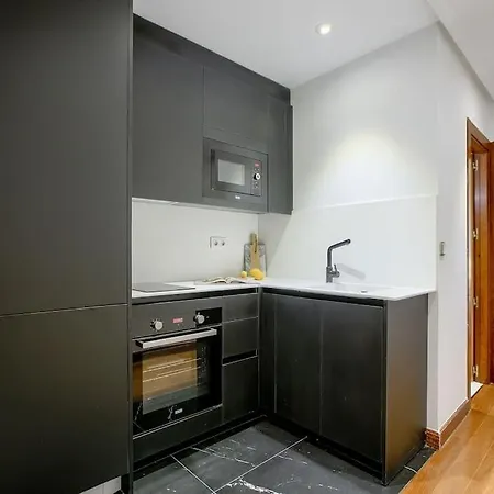 Authentic Apartment In Madrid-Comenda-1-De Exterior foto