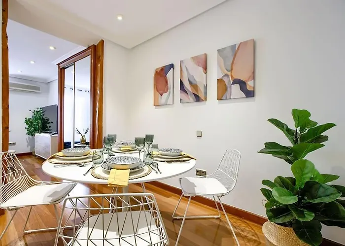 Authentic Apartment In Madrid-Comenda-1-De